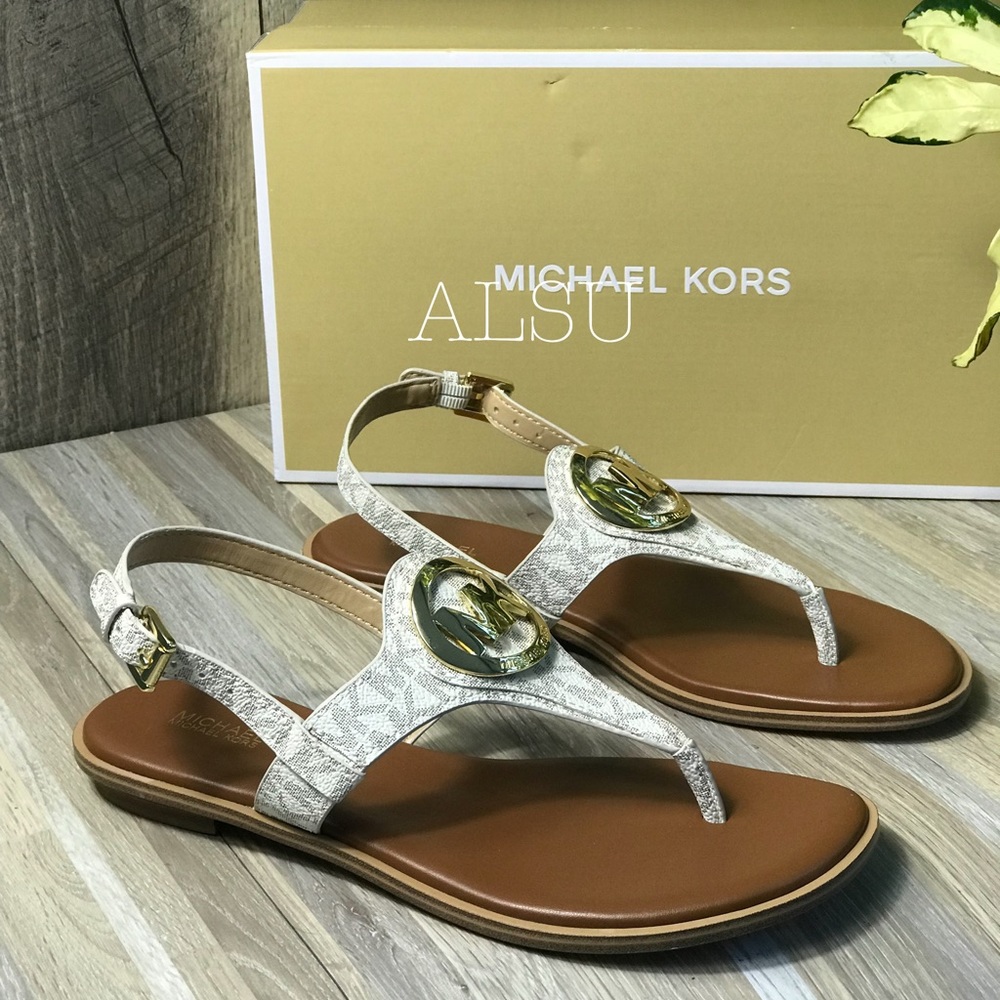 Michael Kors Aubrey Charm Thong Mini Logo Vanilla - Picture 3 of 7